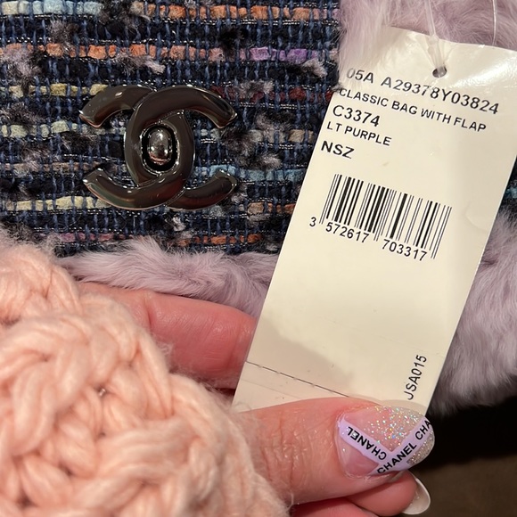 Limited Edition Chanel classic flap bag Fall/Winter Collection. - Picture 16 of 17